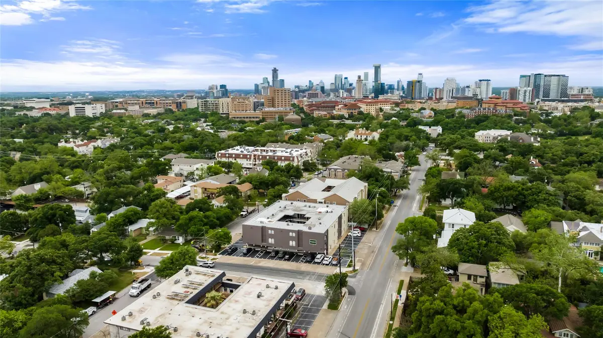 101 E 33rd St #208, Austin, TX 78705 - #1