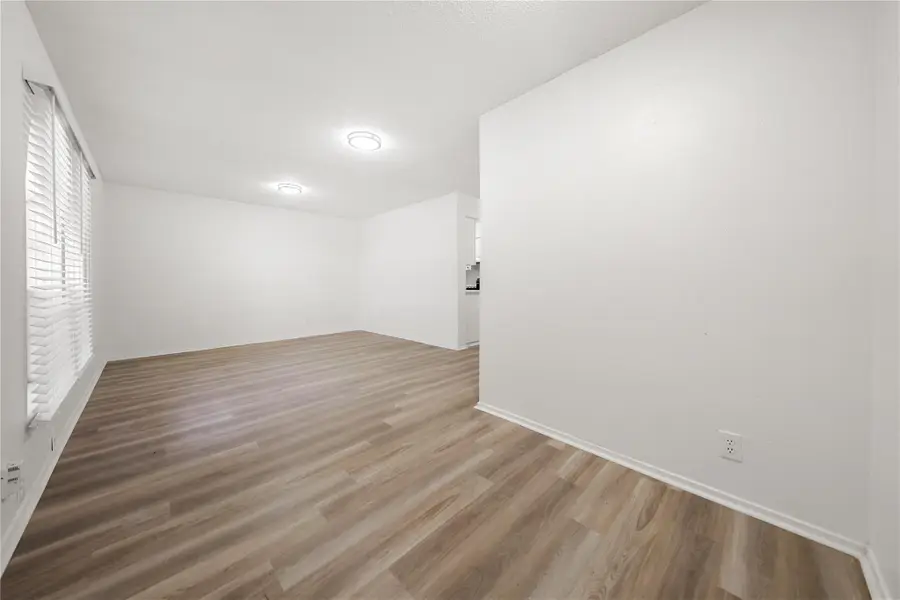 101 E 33rd St #208, Austin, TX 78705 - #2