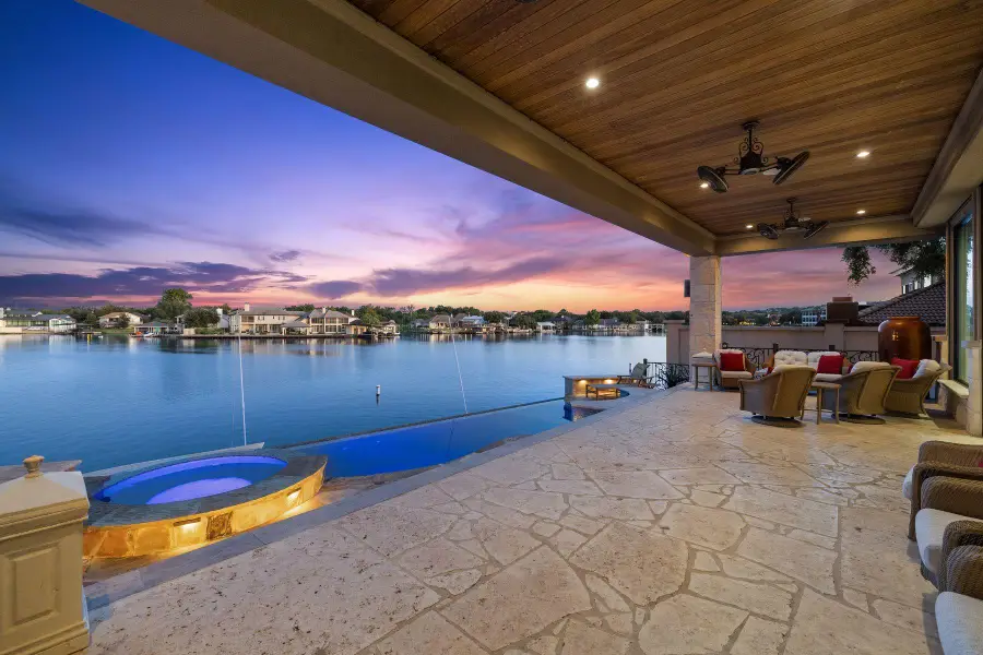 101 Matern Ct, Horseshoe Bay, TX 78657 - Image #3