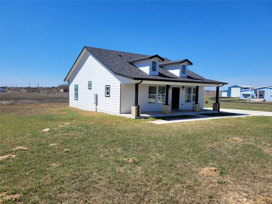577 County Road 422 Rd, Stockdale, TX 78160 - #3