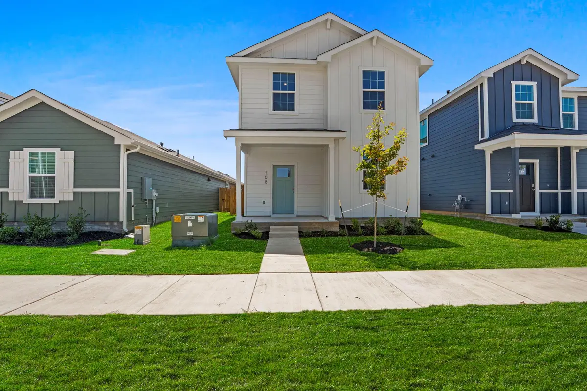 308 Santo Domingo Rd, Bastrop, TX 78602 - #1