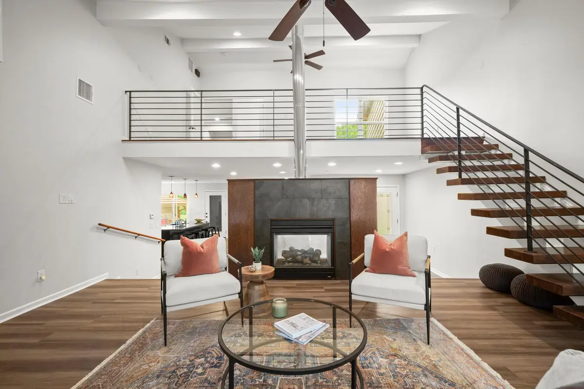 4116 Creek Ledge #108, Austin, TX 78731 - Image #1