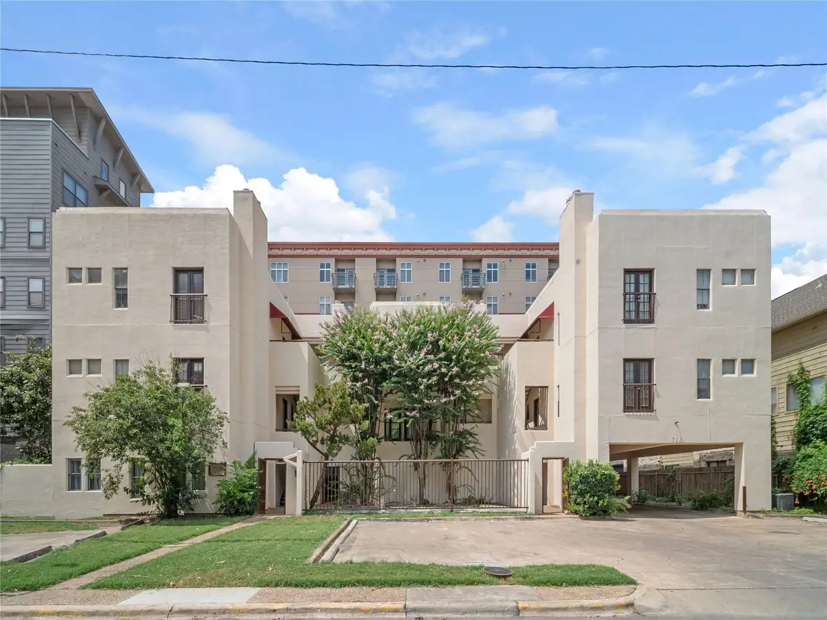 712 Graham Pl #304, Austin, TX 78705 - #1