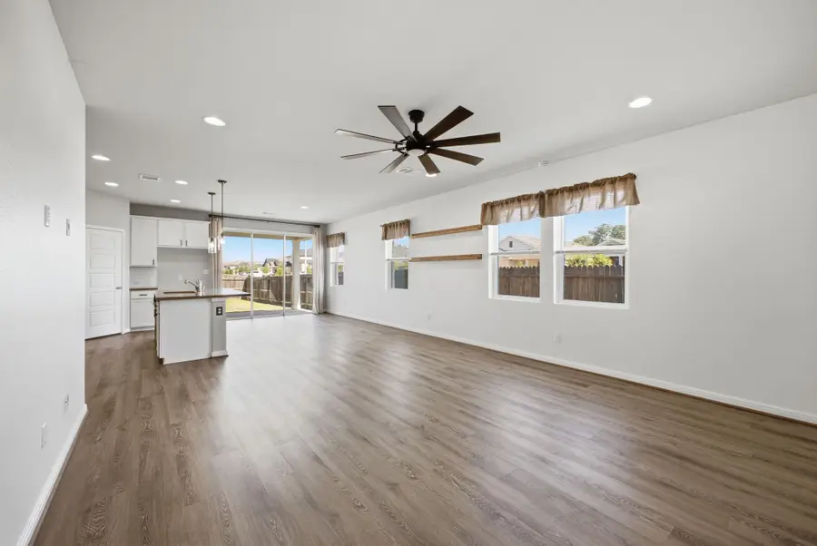 104 Ladolia Ln, San Marcos, TX 78666 - #3