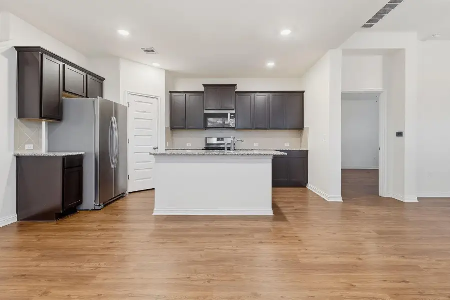 8001 Dampton Ln, Austin, TX 78744 - Image #3