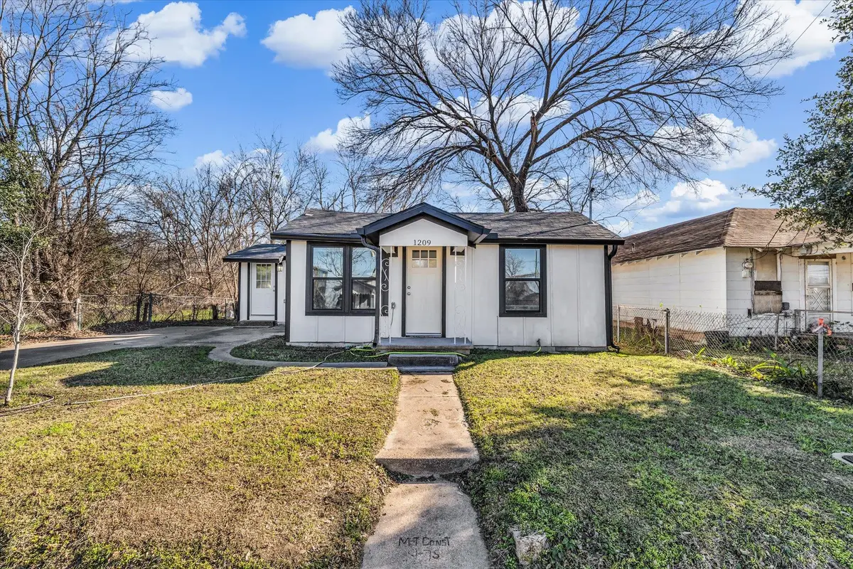 1209 Southey St, Waco, TX 76704 - Image #1