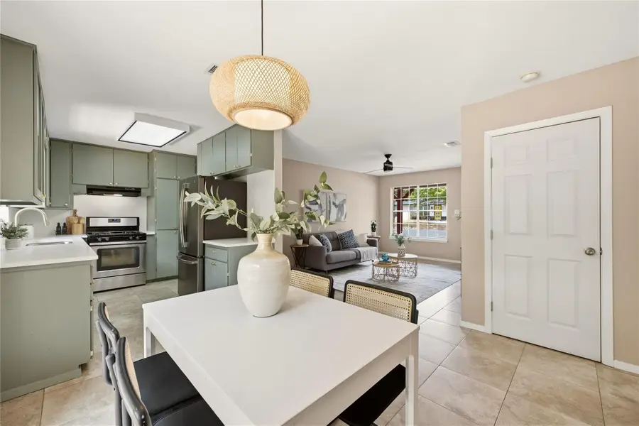 5306 Wellington Dr, Austin, TX 78723 - #2