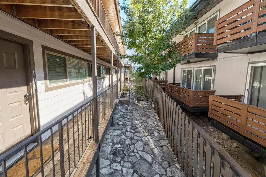 2404 Longview St #105, Austin, TX 78705 - #2