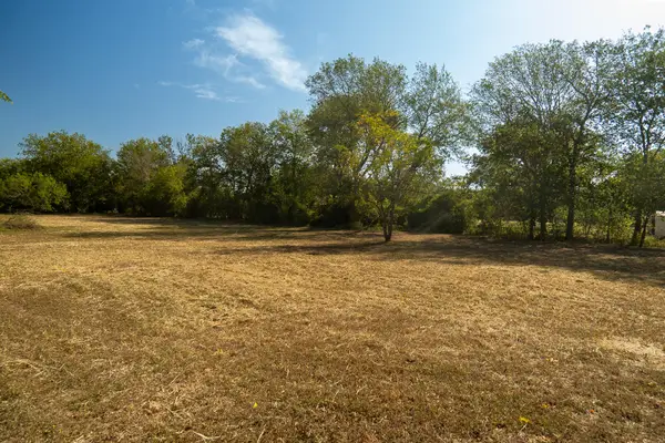 904 Linden St, Bastrop, TX 78602