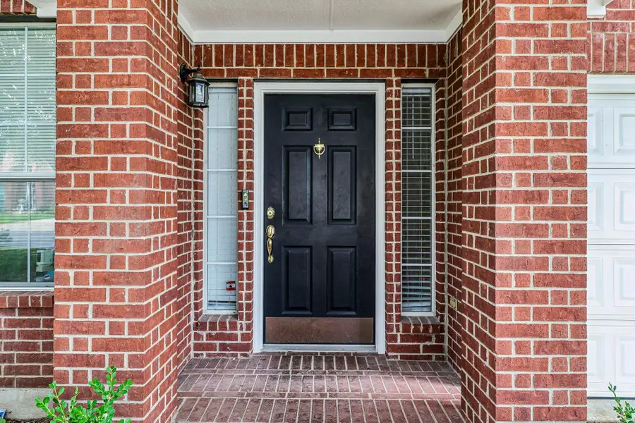 409 Keenland Dr, Georgetown, TX 78626 - #2