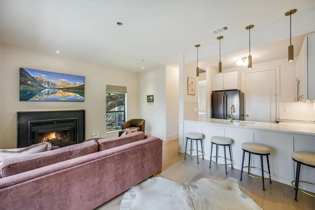 802 S 1st St #207, Austin, TX 78704 - #1