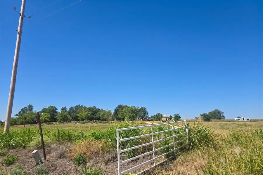 1650 County Road 421, Taylor, TX 76574 - #3