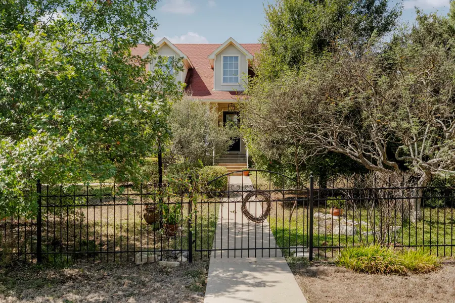 15420 Fox Run Dr, Austin, TX 78737 - #3