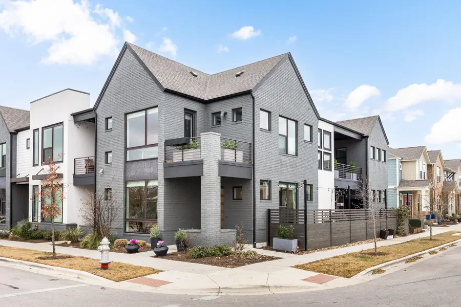 4710 Eberly St, Austin, TX 78723 - Image #2