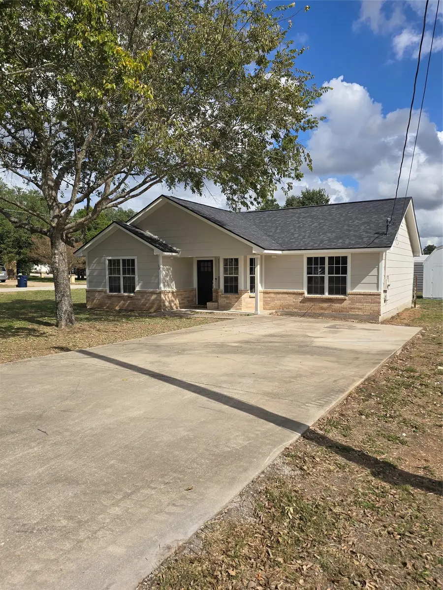 101 Live Oak Cir, Bertram, TX 78605 - #2