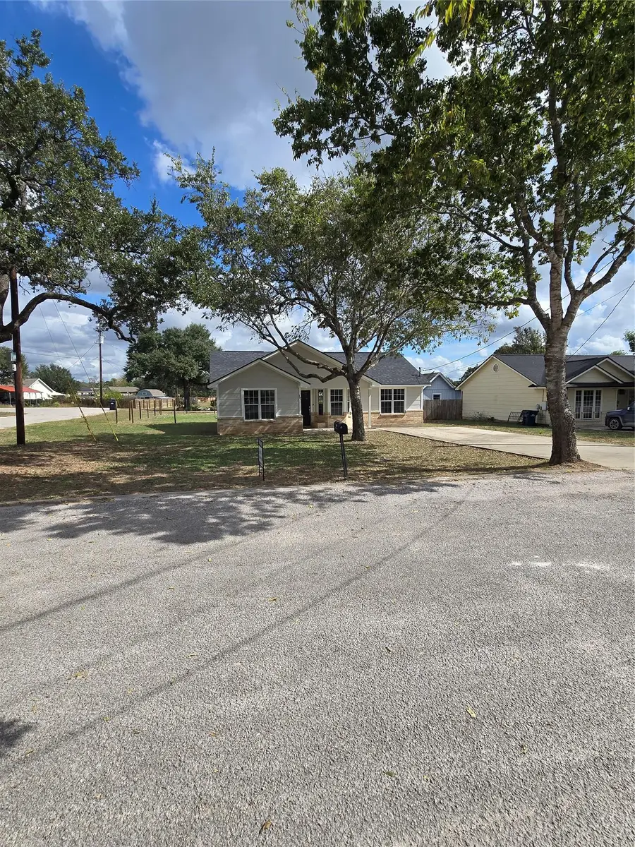 101 Live Oak Cir, Bertram, TX 78605 - #3
