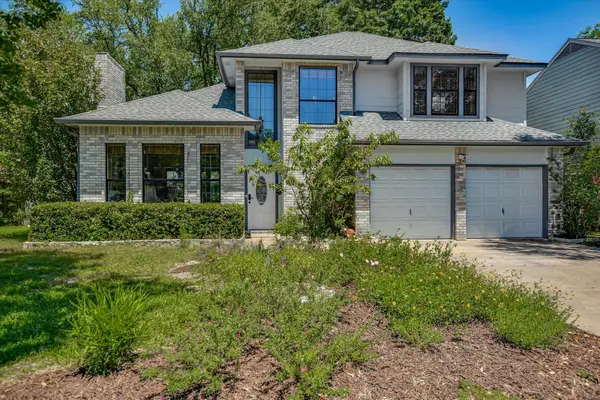 1104 Crestview St, Round Rock, TX 78681