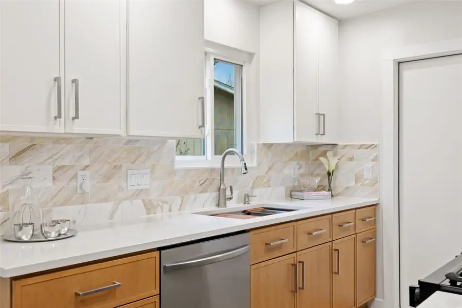 3309 China Grv, Austin, TX 78745 - Image #3