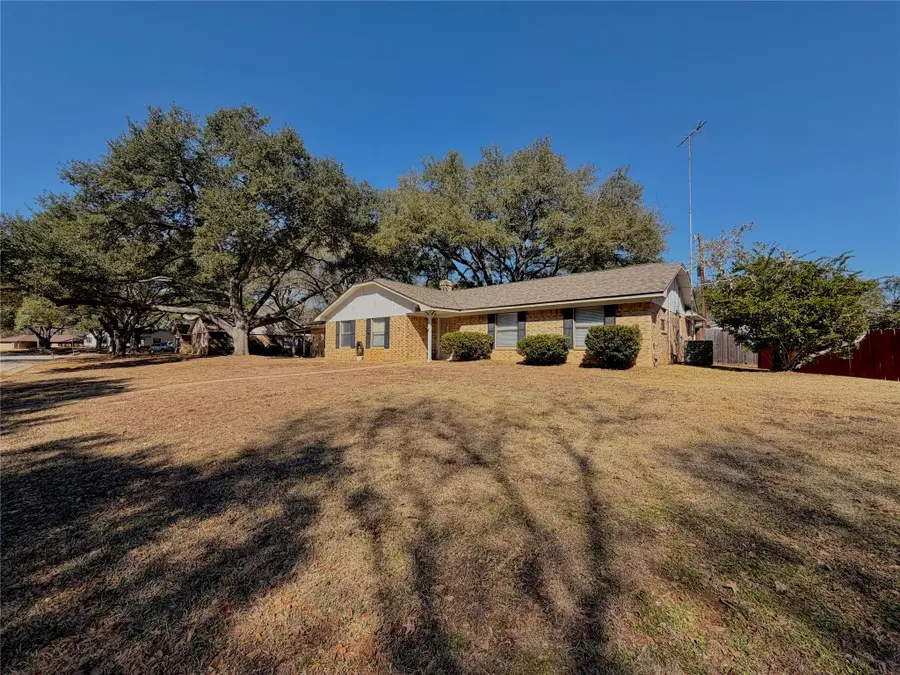 1203 Hollis Dr, Brenham, TX 77833 - #2