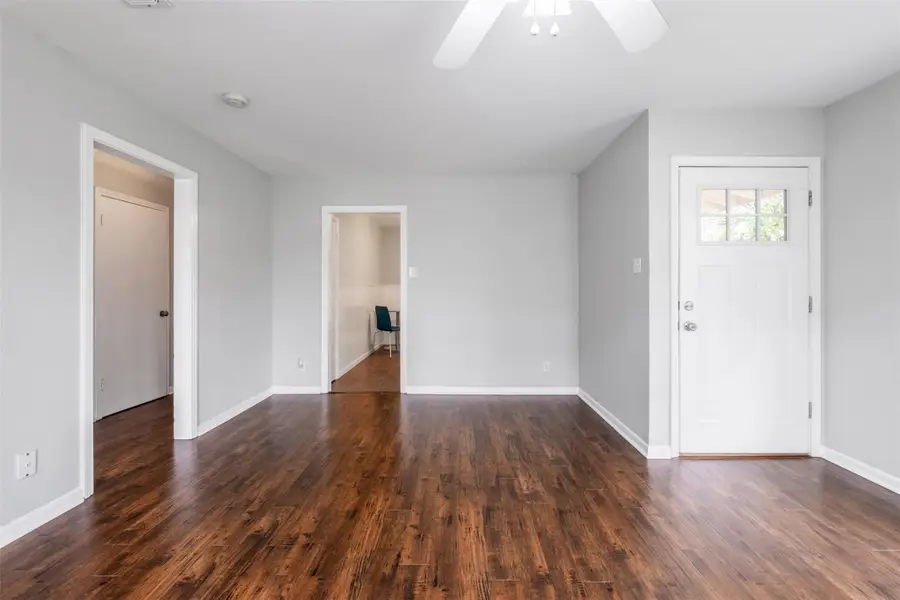 1905 W Saint Johns Ave, Austin, TX 78757 - #3