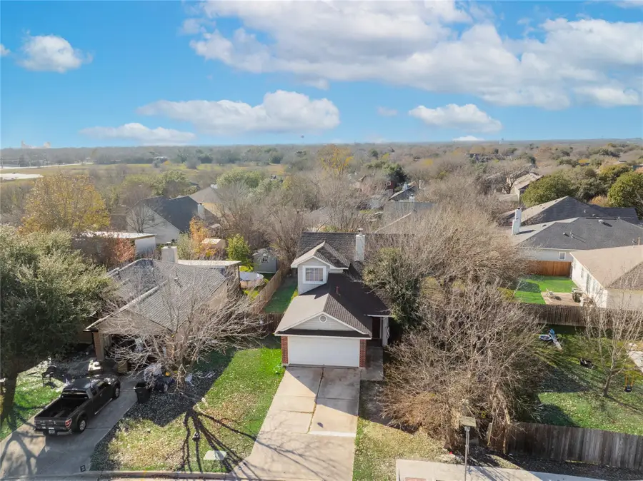 600 Tobin Dr, Buda, TX 78610 - Image #2