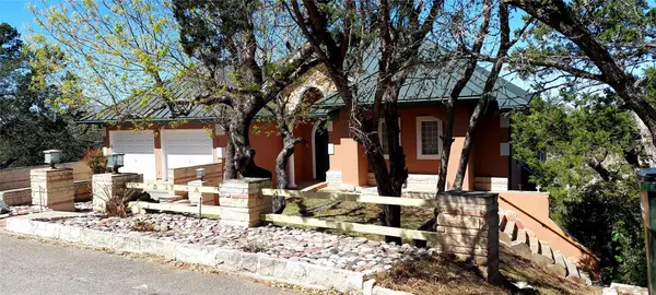 695 Sunset Dr, Wimberley, TX 78676