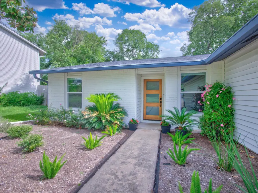 2102 Lear Ln, Austin, TX 78745 - #2