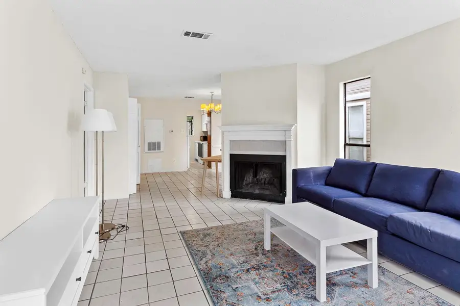 1907 W Loop, Austin, TX 78758 - #3