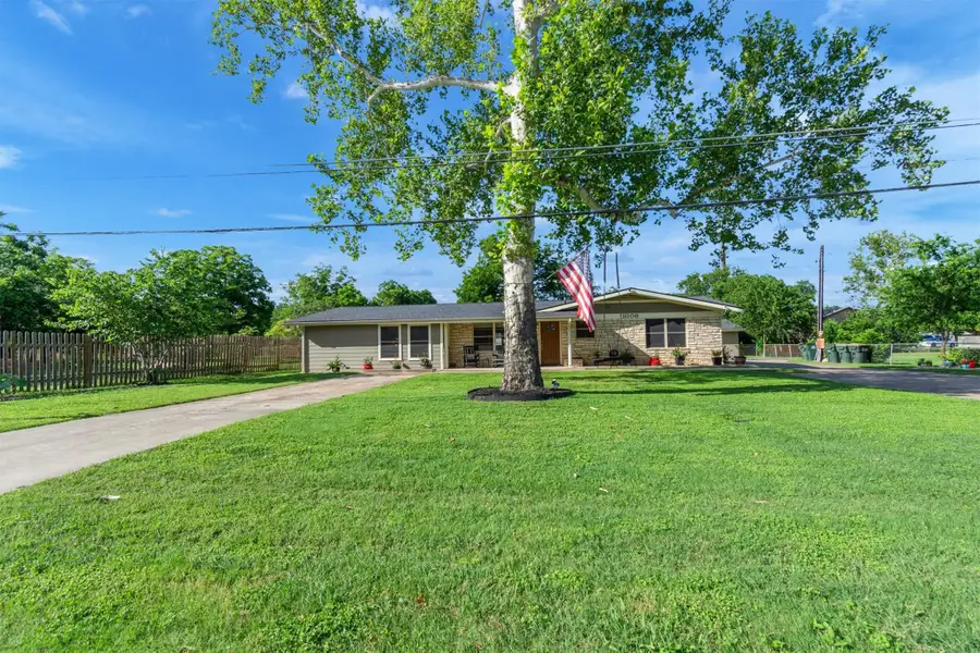 1009 Crepe Myrtle Dr, San Marcos, TX 78666 - #2