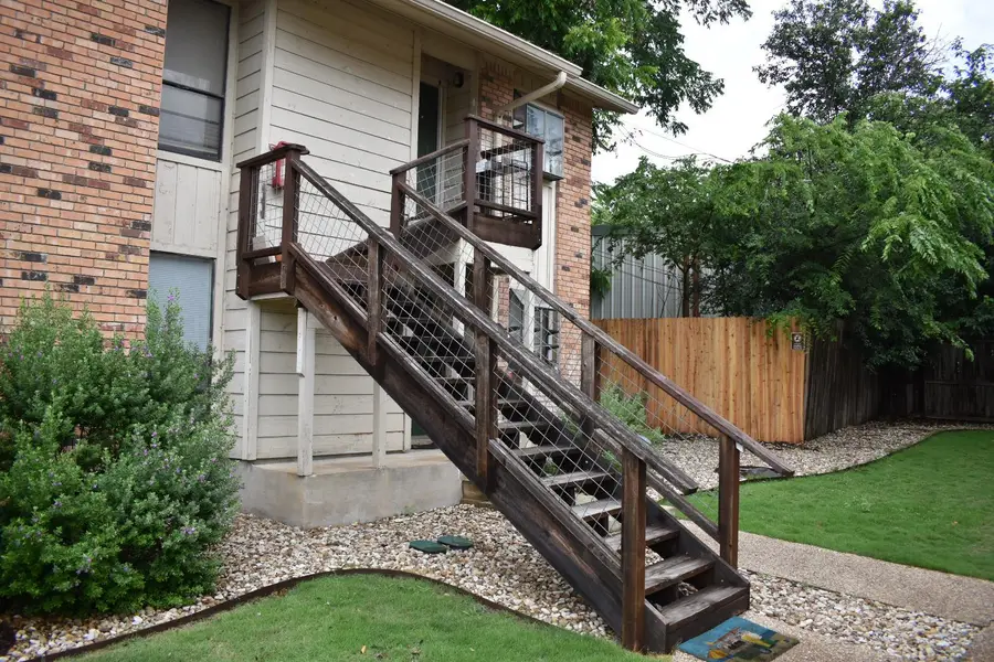 421 W San Antonio St #i 2, San Marcos, TX 78666 - #2