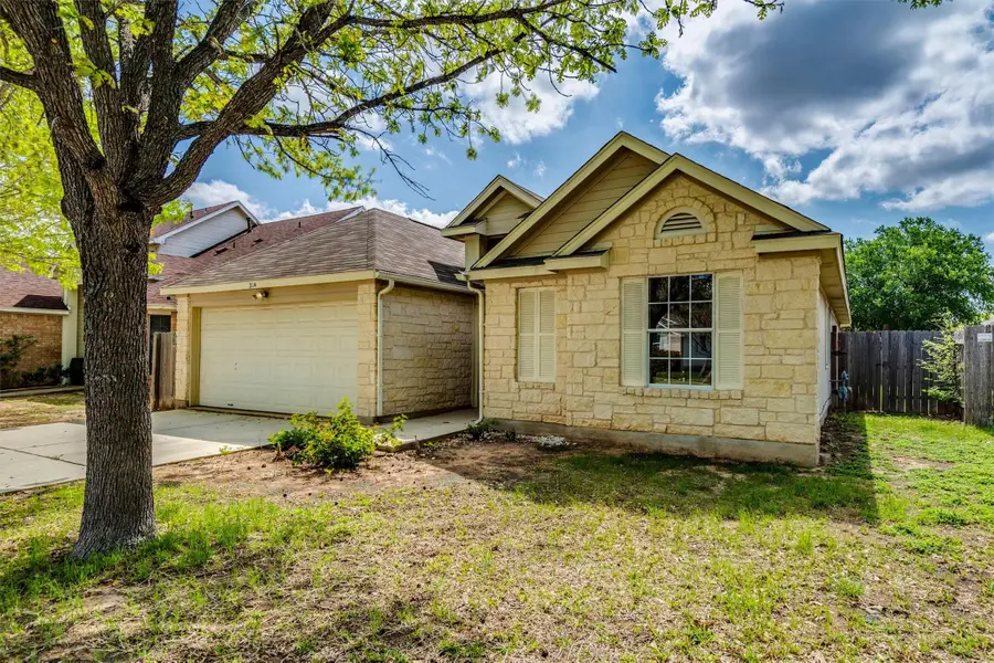 214 Sandhill Dr, Lockhart, TX 78644 - #3