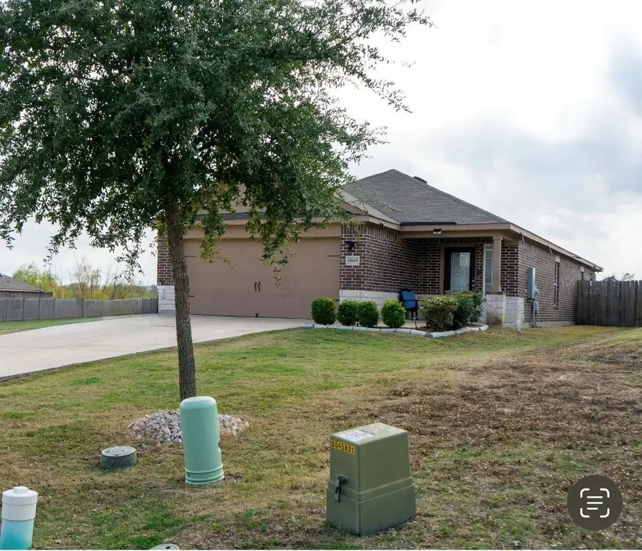 19805 Grover Cleveland Way, Manor, TX 78653 - Image #2