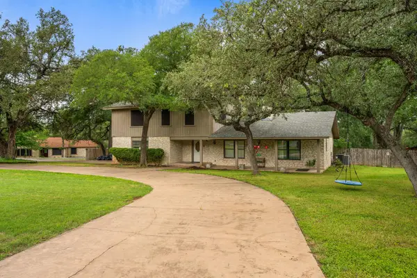 210 Waxwing Dr, Buda, TX 78610