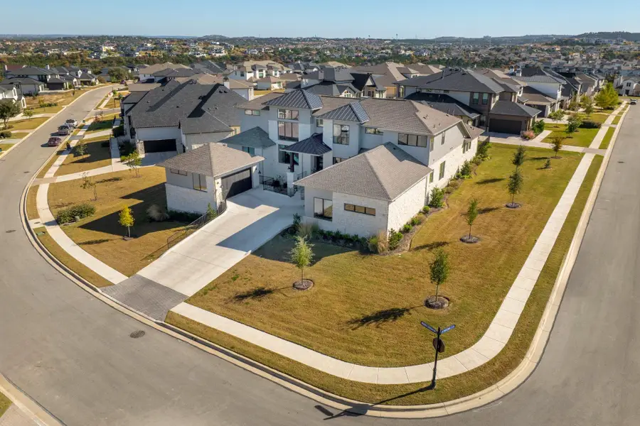 901 Bristol Creek Bnd, Lakeway, TX 78738 - Image #2