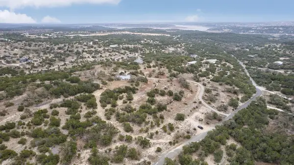 21418 Kathy Ln, Spicewood, TX 78669