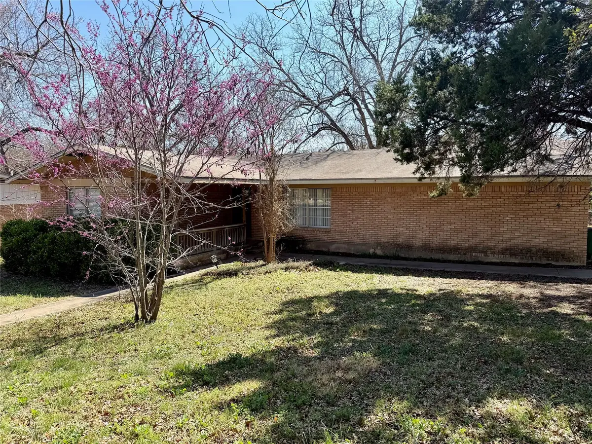 305 W Caddo St, Austin, TX 78753 - #1