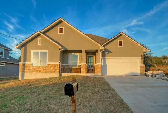 150 Waimanalo Ln, Bastrop, TX 78602 - #1