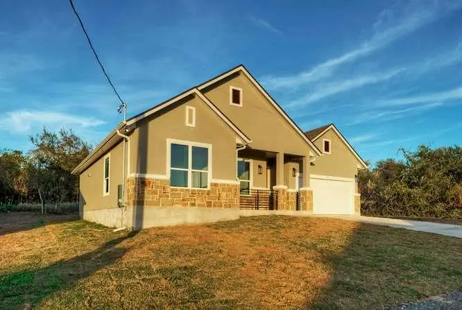 150 Waimanalo Ln, Bastrop, TX 78602 - #2
