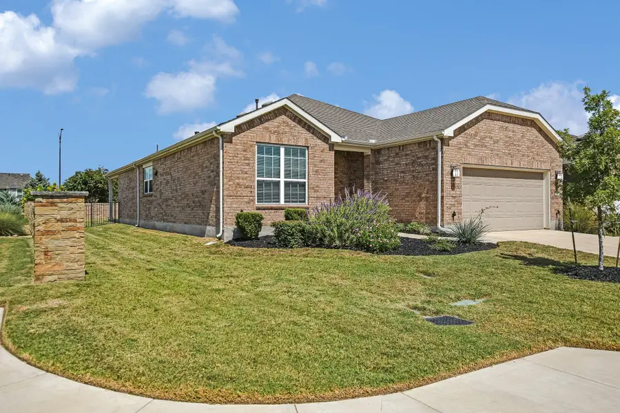 201 Hanging Star Ln, Georgetown, TX 78633 - #2