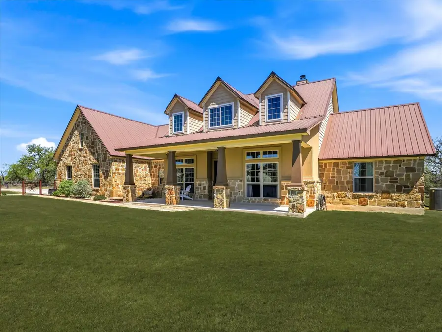 1211 Copperhead Rd, Seguin, TX 78155 - #2