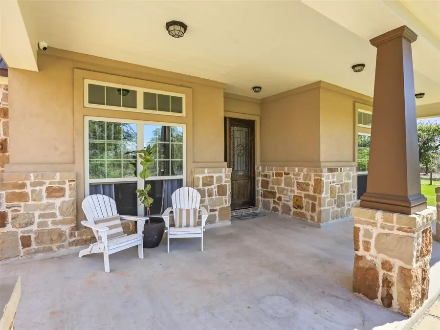 1211 Copperhead Rd, Seguin, TX 78155 - #3