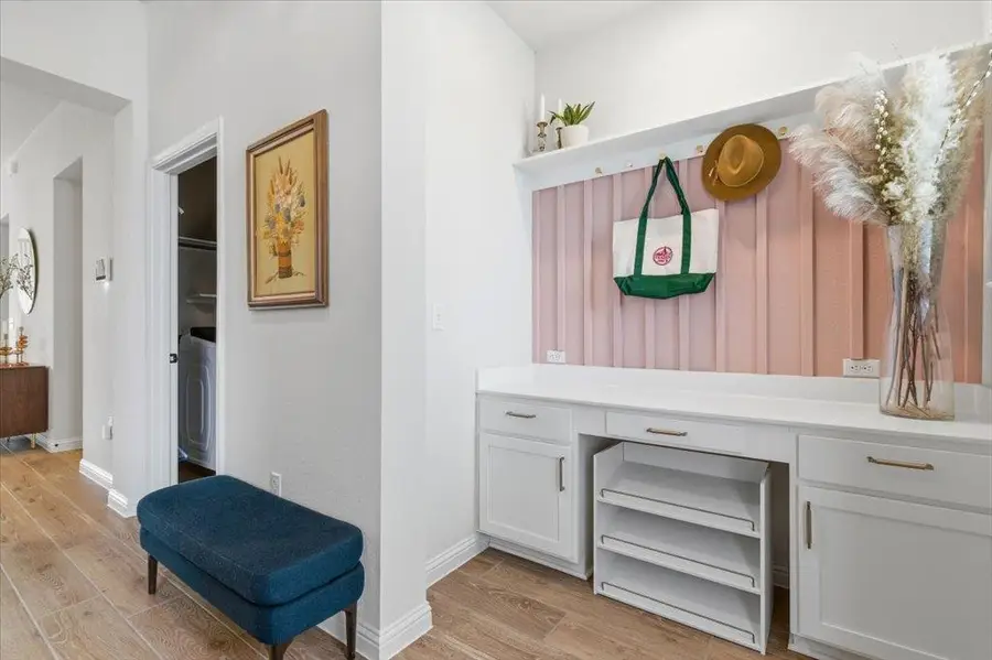 8301 Dampton Ln, Austin, TX 78744 - Image #3