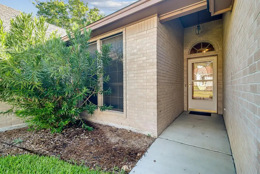216 Meadow Brook Dr, Fredericksburg, TX 78624 - #2