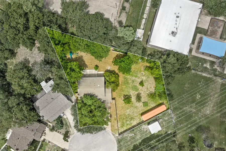 304 Clearsky Cir, Austin, TX 78745 - #2