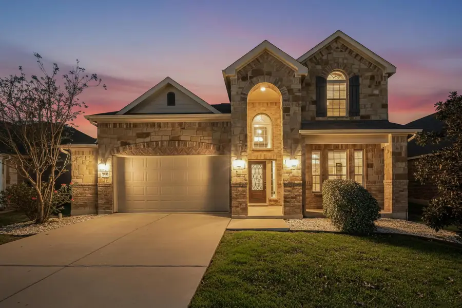 102 Plantain Dr, Hutto, TX 78634 - Image #3