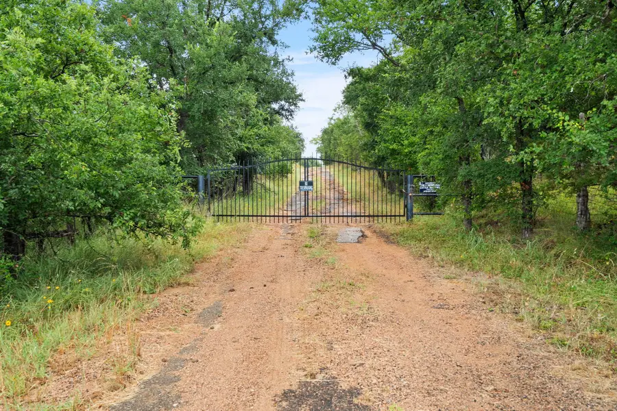 131 Blue Bird Ln, Tow, TX 78672 - #2