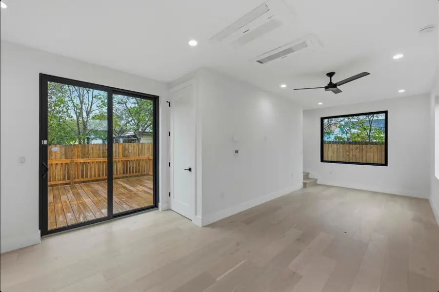 802 Philco Dr #2, Austin, TX 78745 - Image #2