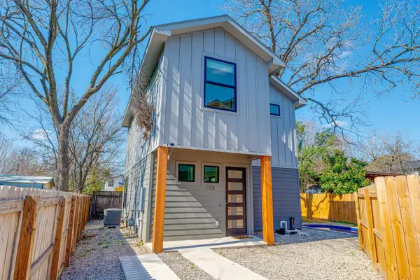 910 Tillery St #B, Austin, TX 78702
