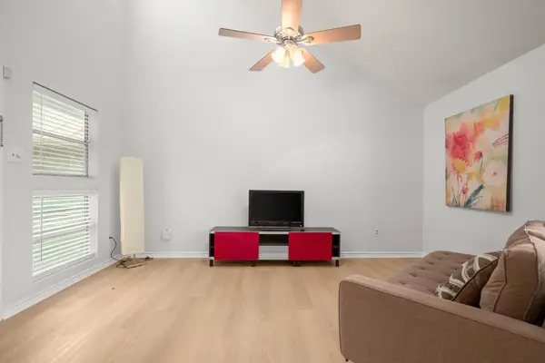 2311 Nueces St #303, Austin, TX 78705