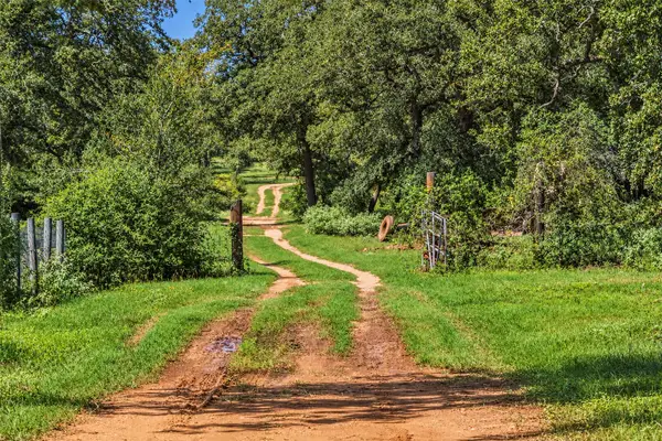 1208 Jeddo Rd, Rosanky, TX 78953